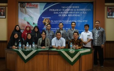 D3 Keperawatan Bekali Mahasiswa tentang Perawatan Luka