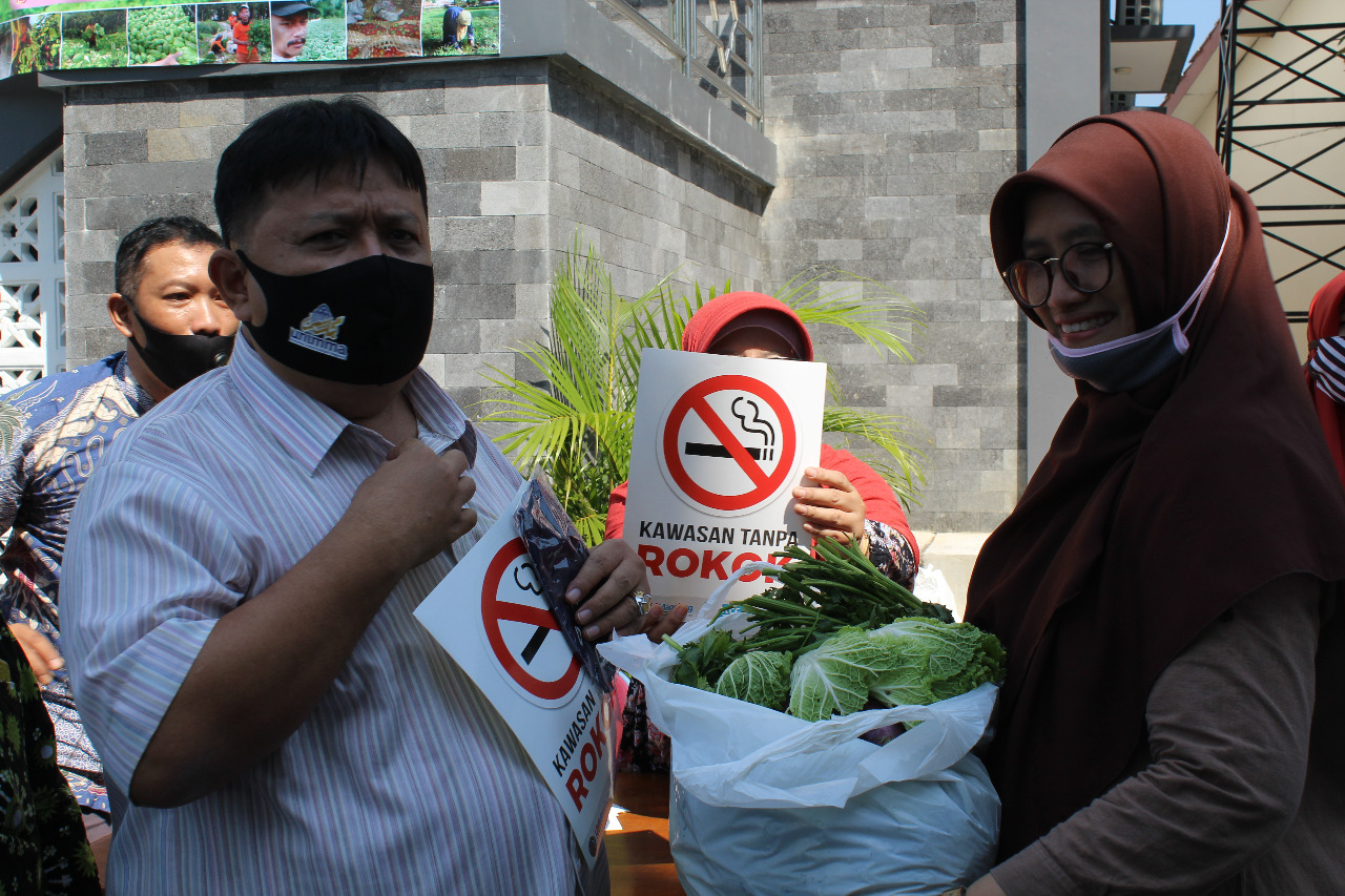 Ketua MTCC bersama Rektor