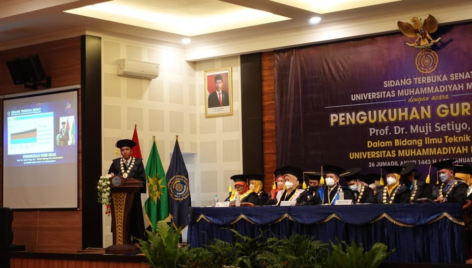 Prof Muji dalam Orasi Ilmiah