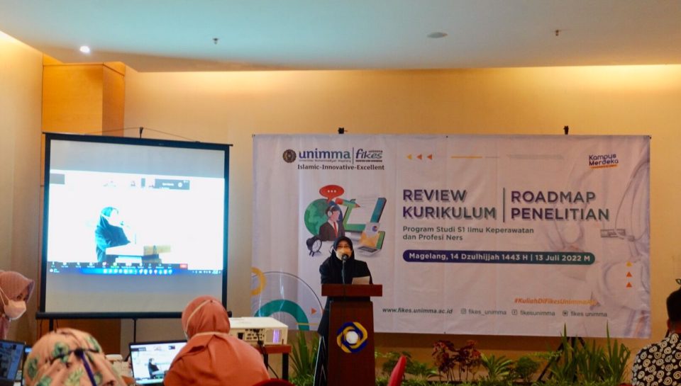 sambutan dekan Fikes 2