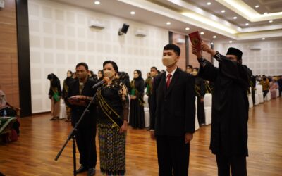 FIKES UNIMMA Angkat Sumpah dan Wisuda Lulusannya