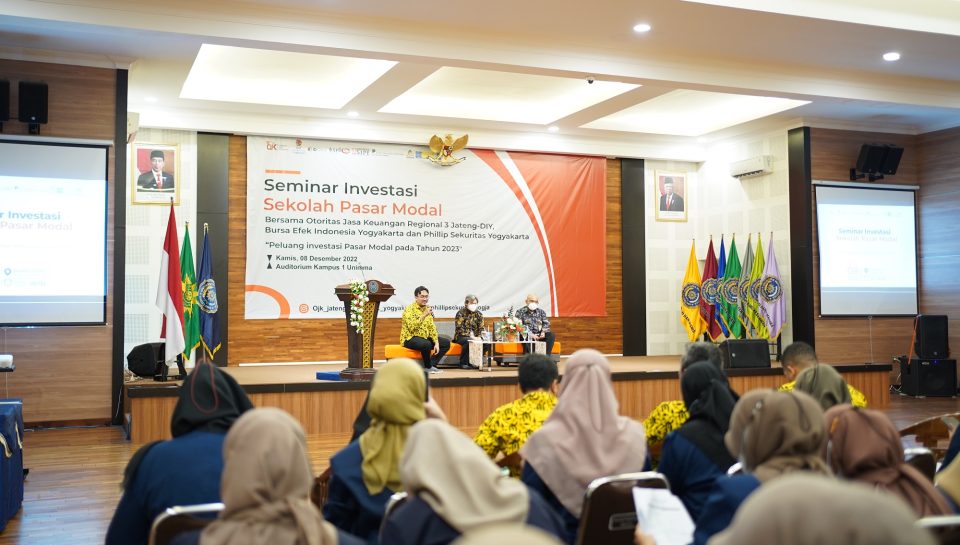 Pemateri dalam seminar