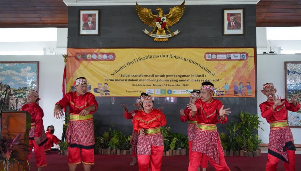 Penampilan teman disabilitas