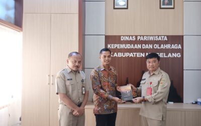 Kulik Potensi Candi Borobudur, Dosen FH UNIMMA Terbitkan Buku