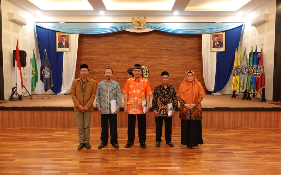 UNIMMA Berangkatkan 10 Pegawai Ibadah Umroh