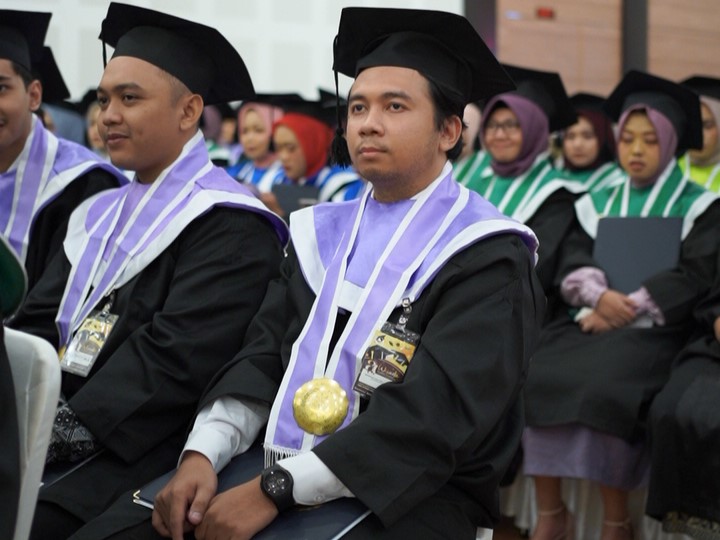 Dari Tuli Jadi Inspirasi: Kisah Sukses Mahasiswa UNIMMA