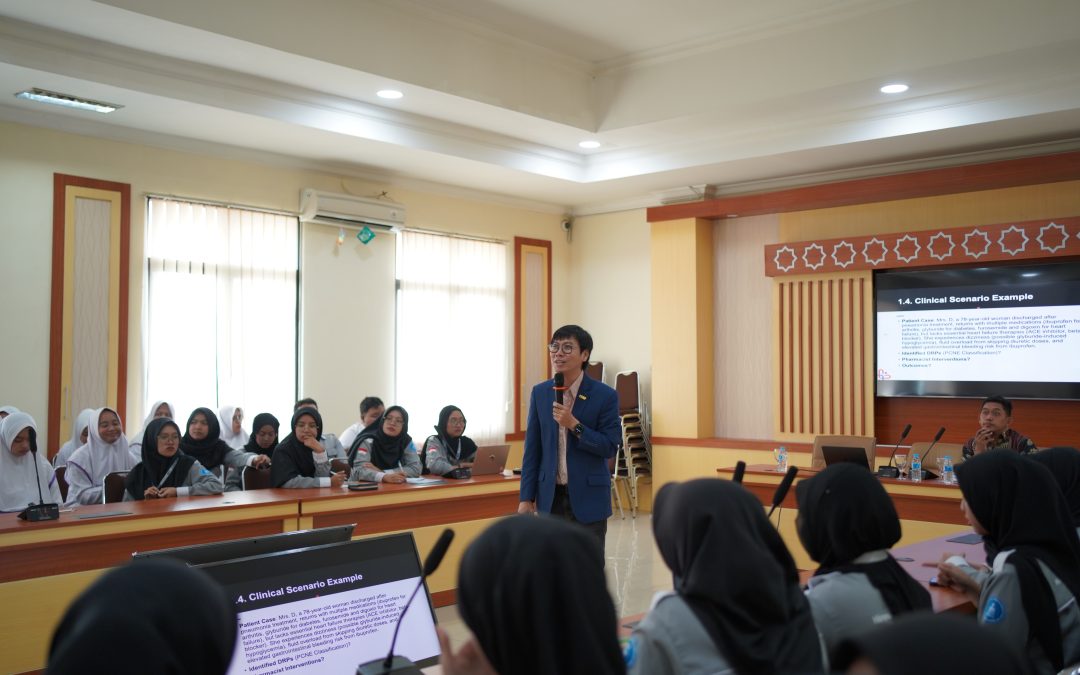 HIMAFA FIKES UNIMMA Hadirkan Pakar dari Vietnam dalam Kuliah Tamu “Drug Information Service”