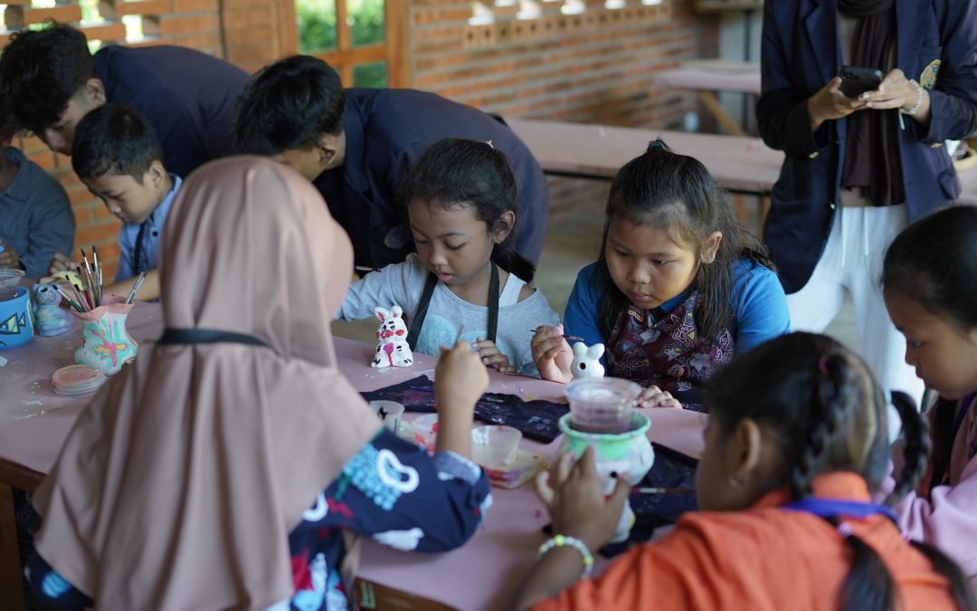 Angkat Kearifan Lokal, Mahasiswa Ilkom UNIMMA Sulap Kriya Kayu Rik Rok Jadi Wisata Edukatif Kreatif di Borobudur