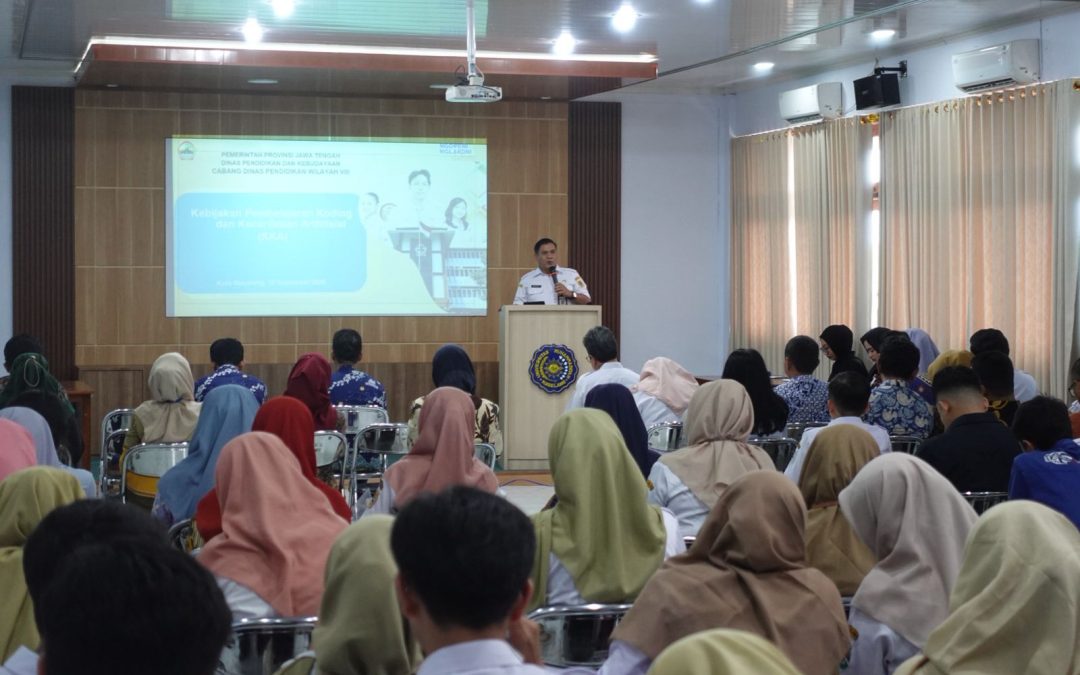 Dukung Transformasi Pendidikan, UNIMMA Beri Pelatihan Koding dan AI untuk Guru di Magelang