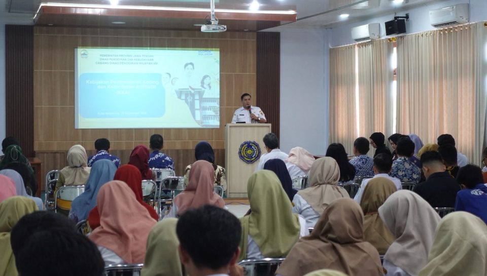 Maryanto, S.Pd., M.Sc saat paparan di UNIMMA