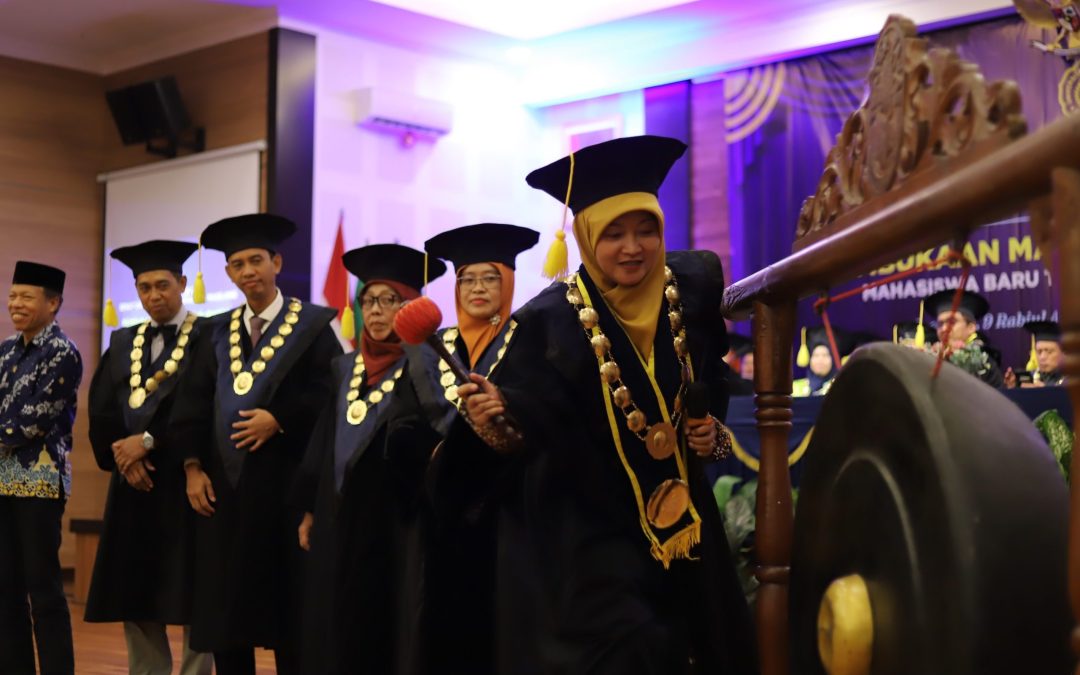 Pembukaan Masta UNIMMA: Rektor Tegaskan Mahasiswa Harus Berkarakter, Berkemajuan, dan Berdampak