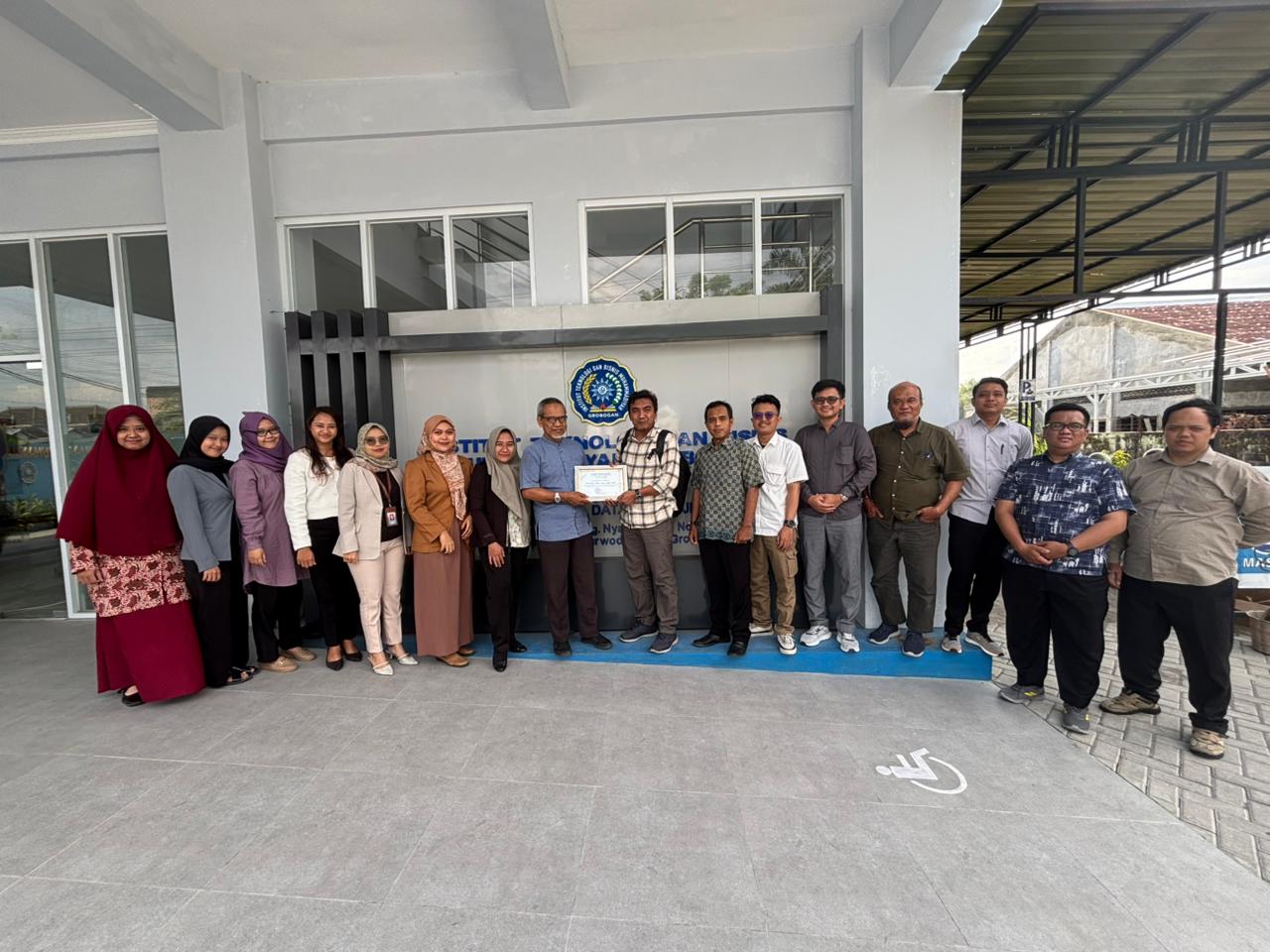 Perkuat Tradisi Riset, UNIMMA Latih Dosen PTMA Menulis Artikel di Jurnal Bereputasi