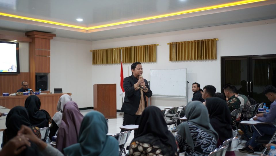 Fahmi Medias UNIMMA dalam mastering class