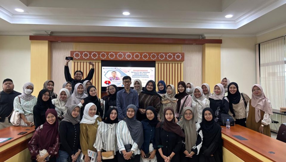 Kuliah praktisi Farmasi UNIMMA