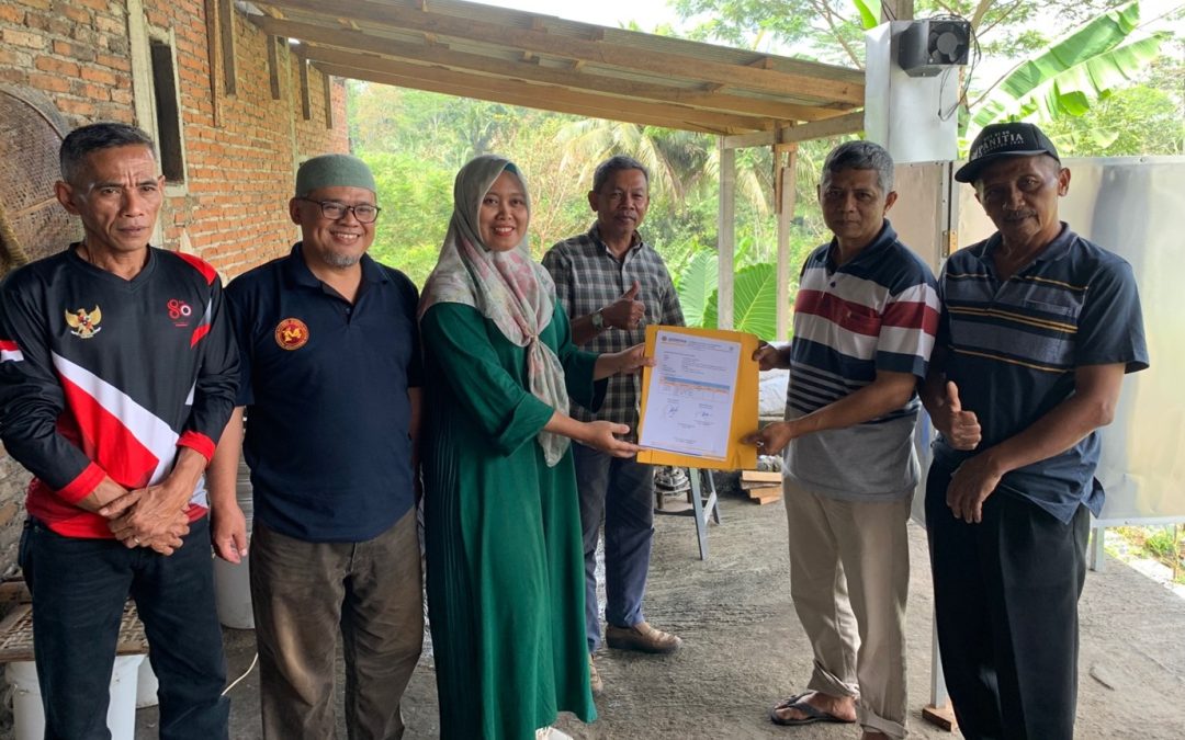 Dukung Industri Lokal, UNIMMA Serahkan Mesin Pengolahan Limbah Tahu di Kajoran