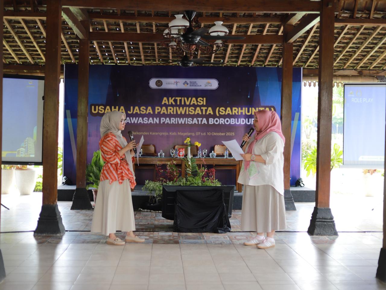 dua dosen UNIMMA sbg narasumber saat pemaparan