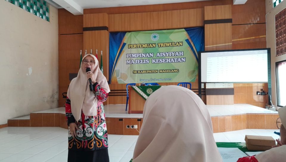 Kontribusi Keilmuan UNIMMA, Guru Besar Fikes UNIMMA Bahas Kesehatan Reproduksi Bersama Aisyiyah