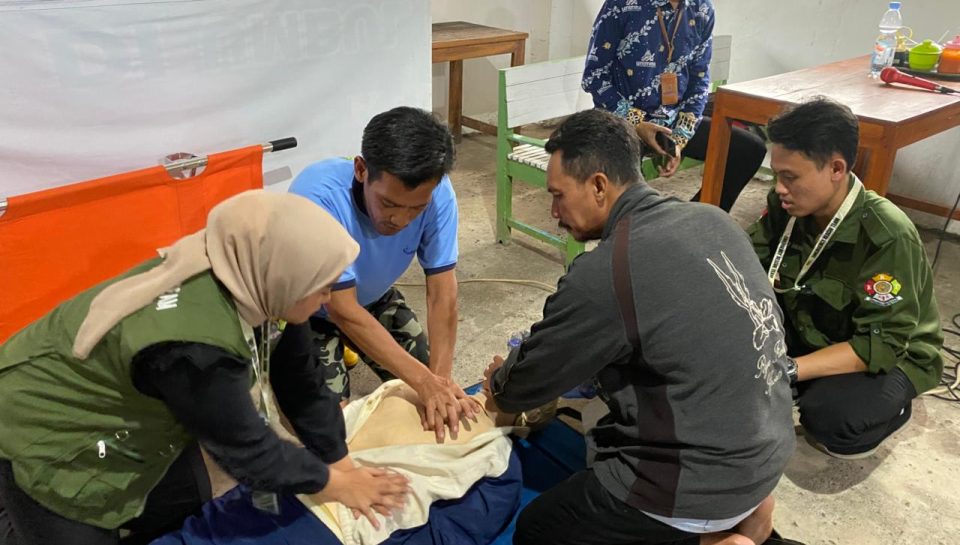 praktek pelatihan K3 ERT UNIMMA (2)