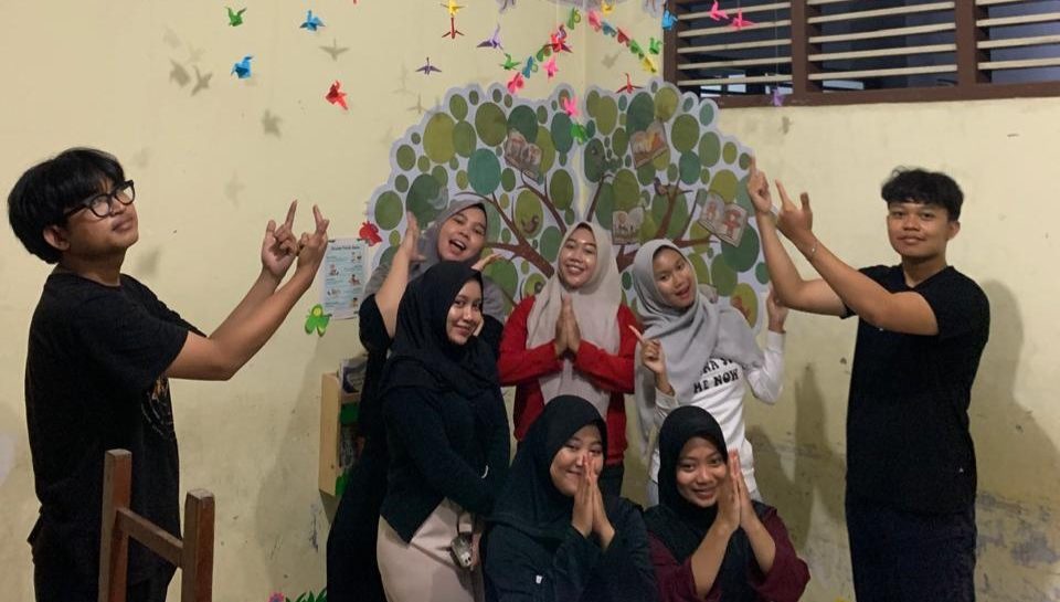 Bangun Budaya Baca dari Dalam Kelas, KKN UNIMMA Luncurkan Pojok Baca