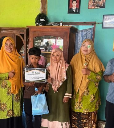 Kolaborasi Kebaikan Ramadan, Fikes UNIMMA dan PCA Tegalrejo Santuni Yatim dan Dhuafa di Pakis