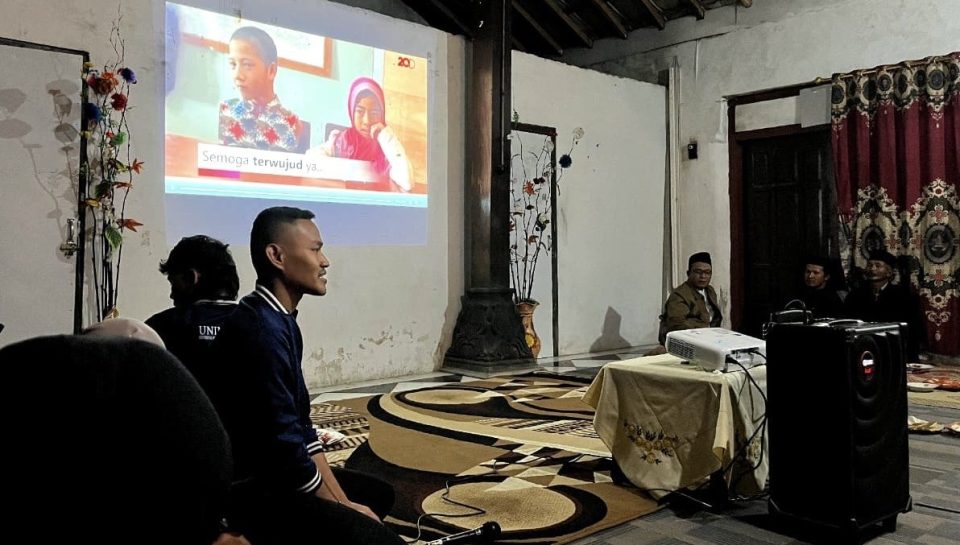 b219d0de-9fa7-4a86-b27b-4d70afbbf8eb