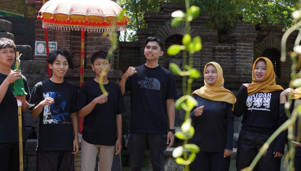 Bangun Karakter dan Kebersamaan, FEB UNIMMA Selenggarakan OCB di Borobudur