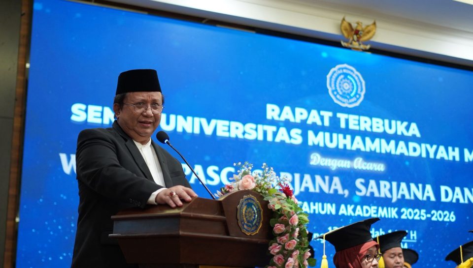 Hadiri Wisuda UNIMMA, Prof. Lincolin Arsyad Soroti Kemajuan Kampus