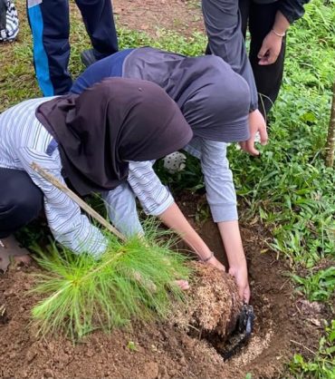 Racana UNIMMA Gelar Follow Up, Tanam Pohon Jadi Gerakan Peduli Lingkungan