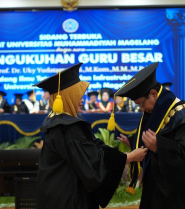 UNIMMA Kukuhkan Uky Yudatama sebagai Guru Besar Usung Tata Kelola TI sebagai Pilar Kedaulatan Digital