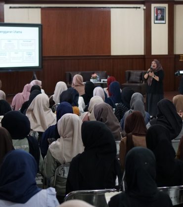Ciptakan Lingkungan Belajar yang Aman, FPH UNIMMA Gelar Kuliah Tamu dan Parents Gathering