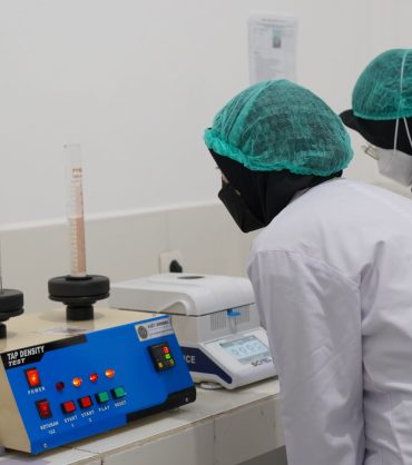 Komitmen Cetak Lulusan Siap Industri, Farmasi UNIMMA Fasilitasi Sertifikasi BNSP