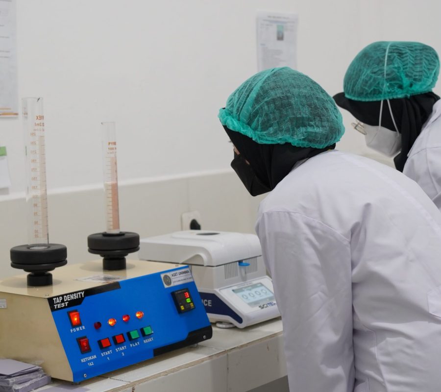 Komitmen Cetak Lulusan Siap Industri, Farmasi UNIMMA Fasilitasi Sertifikasi BNSP