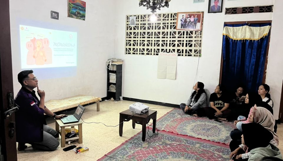 Psikoedukasi Mahasiswa UNIMMA Dorong Orang Tua Bijak Dampingi Anak di Era Digital