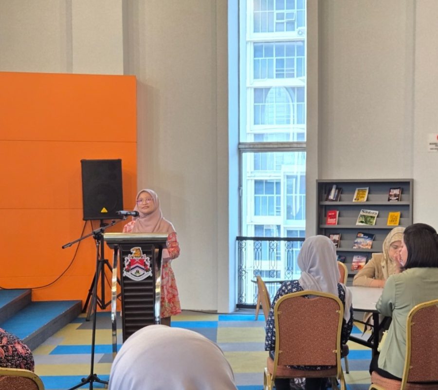 Pustakawan UNIMMA Perkenalkan Inovasi Research Data Services di Forum Internasional Malaysia