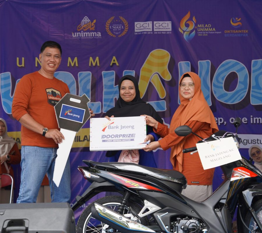 Ribuan Peserta Meriahkan Walk A Holic Milad ke-62 UNIMMA