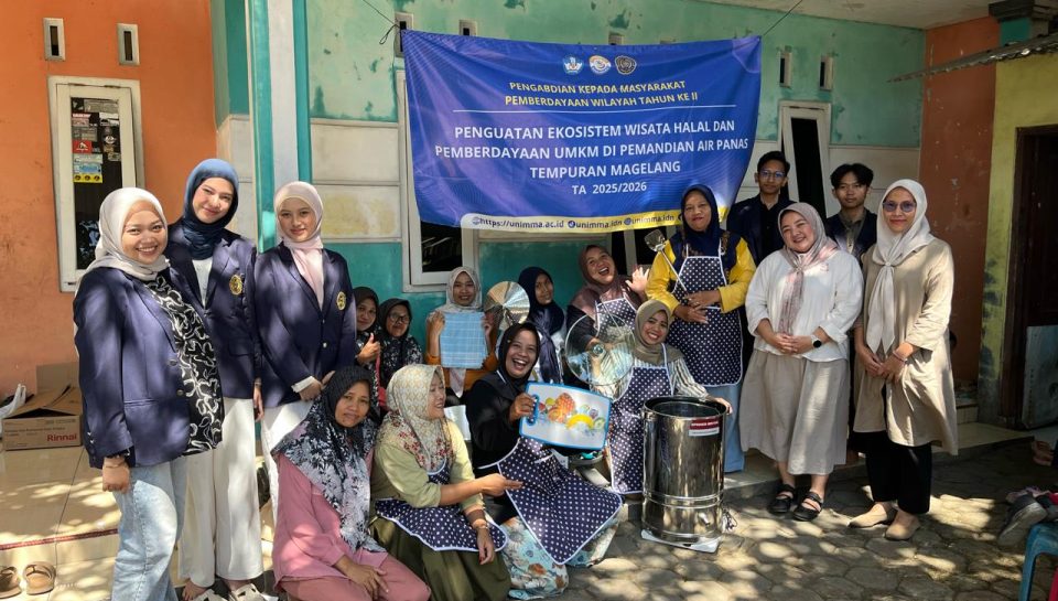 UNIMMA Latih Warga Desa Sumberarum, Olah Pepaya Menjadi Stik Bernilai Ekonomi