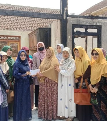 Komunitas Aisyiyah UNIMMA Hadir Berikan Dukungan kepada Korban Kebakaran