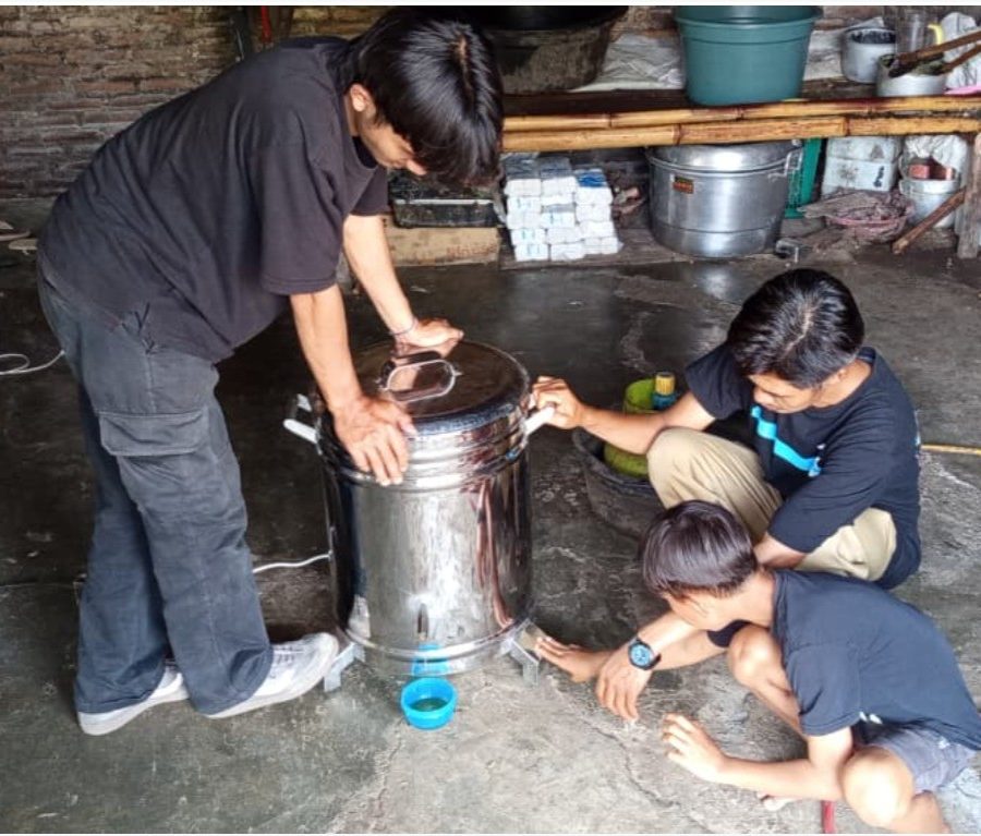 UNIMMA Dampingi UMKM Slondok Plosogede Tingkatkan Produksi melalui Teknologi Tepat Guna dan Pemberdayaan Pemuda