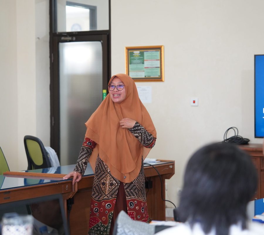 UNIMMA Selenggarakan Pelatihan Instruktur Caregiver Lansia Berbasis Standar Kompetensi Kerja